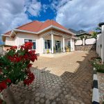 Affordable Wallpaper Installation & Removal Services & Web Design Costs in Kigali, Rwanda: Expert Tips & Pricing Insights