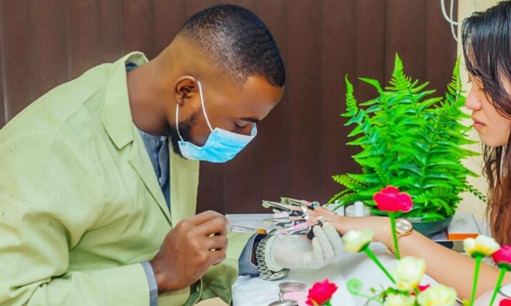 Affordable Web Design Costs for Mobile Health Technicians in Lagos, Nigeria: Boost Your Medical Practice Online